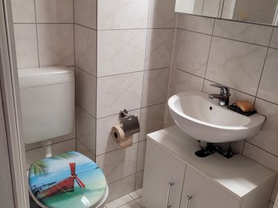Helle m&ouml;blierte Wohnung im Gr&uuml;nen in Barmbek zur Zwischenmiete