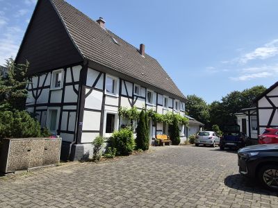 M&ouml;biliertes Wohnen im historischen Fachwerkhaus