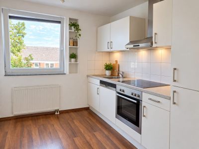 Vollm&ouml;blierte 3-Zi.-Wohnung mit Balkon in L&uuml;neburg &ndash; auf Zeit