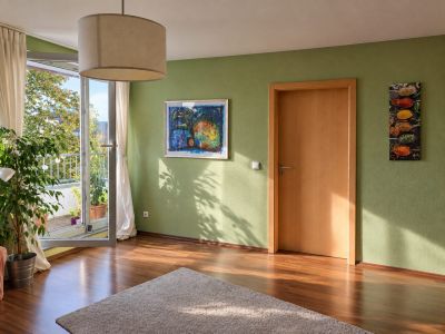 M&ouml;bliertes Zuhause in L&uuml;neburg auf Zeit -3 Zi., Balkon, 73qm