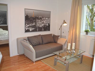 Unterbilk: moderne und helle 2-Zimmer Wohnung