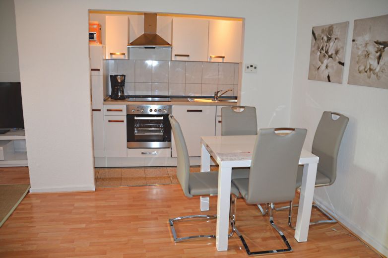Unterbilk: moderne und helle 2-Zimmer Wohnung