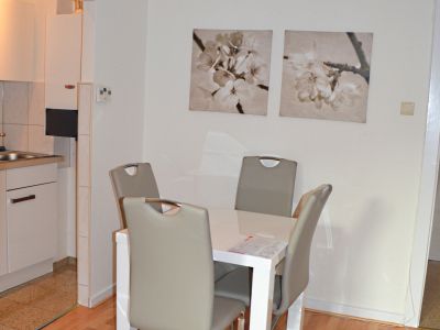 Unterbilk: moderne und helle 2-Zimmer Wohnung