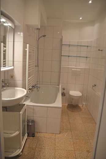 Unterbilk: moderne und helle 2-Zimmer Wohnung