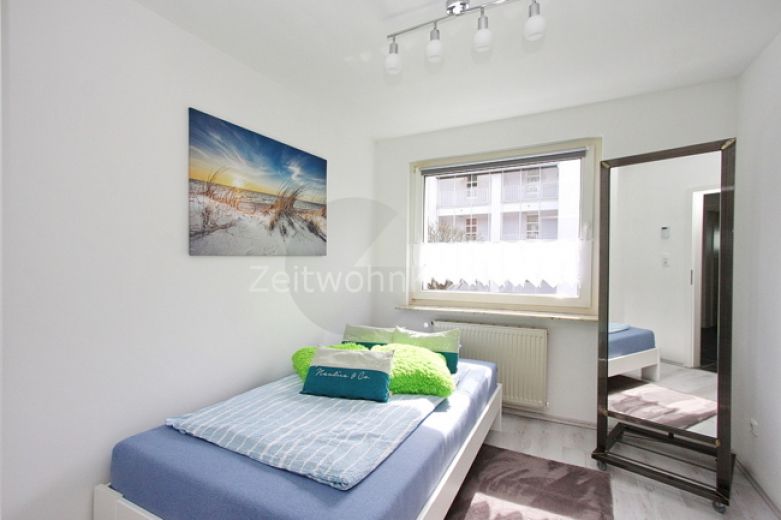 Hochwertig modern m&ouml;blierte 3 Raum-Wohnung mit aktivem WLAN und Balkon