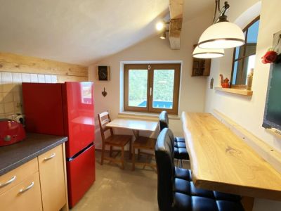M&ouml;blierte 3-Zimmer-Dachgeschosswohnung in Eggst&auml;tt