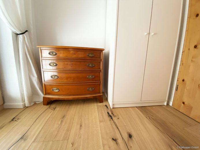 M&ouml;blierte 3-Zimmer-Dachgeschosswohnung in Eggst&auml;tt