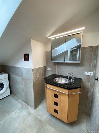 M&ouml;blierte 3-Zimmer-Dachgeschosswohnung in Eggst&auml;tt