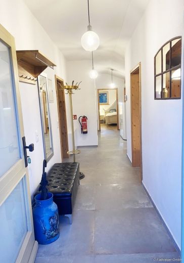 M&ouml;blierte 3-Zimmer-Dachgeschosswohnung in Eggst&auml;tt