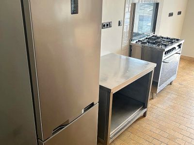 Unterbilk: Helle 3-Zimmer-Wohnung mit Sauna und Kamin