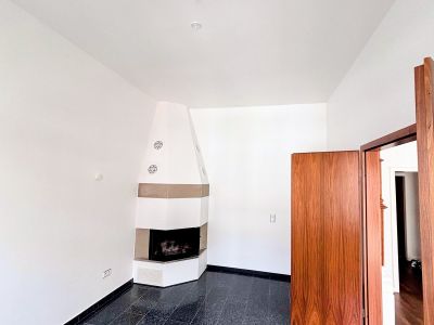 Unterbilk: Helle 3-Zimmer-Wohnung mit Sauna und Kamin