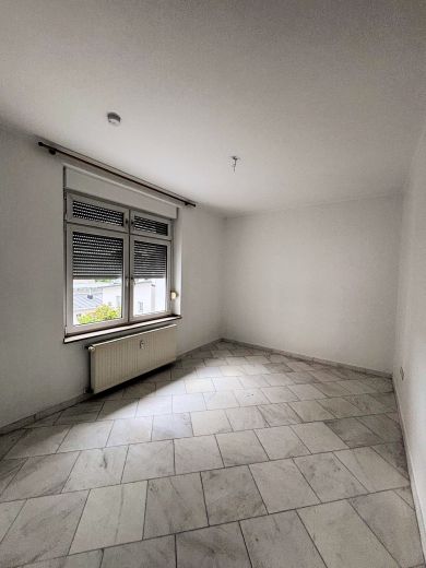 Unterbilk: Helle 3-Zimmer-Wohnung mit Sauna und Kamin