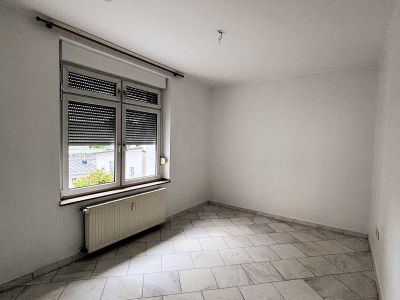 Unterbilk: Helle 3-Zimmer-Wohnung mit Sauna und Kamin