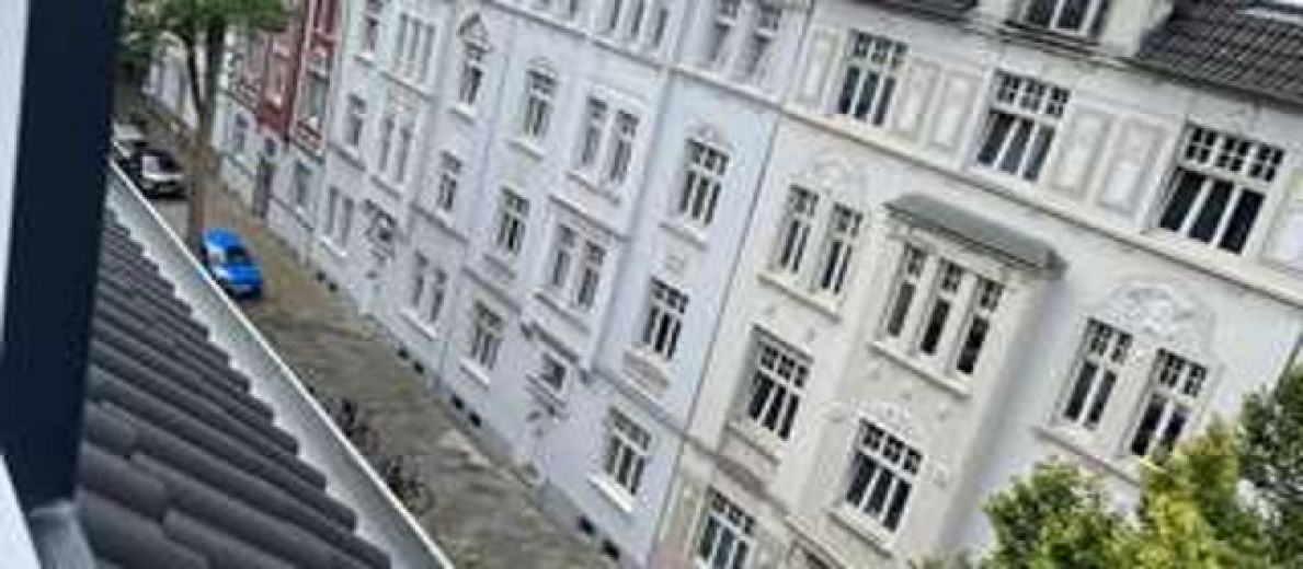 DG, Altbau,Unionsviertel,befristet bis 28.02.2027, voll m&ouml;biliert, Dachterrasse