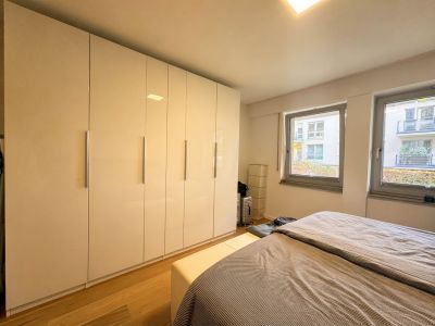 Oberkassel: 2-Zimmmer- Wohnung mit Stellplatz