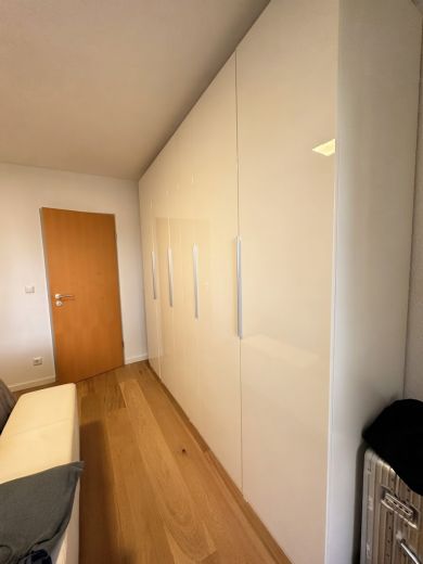 Oberkassel: 2-Zimmmer- Wohnung mit Stellplatz