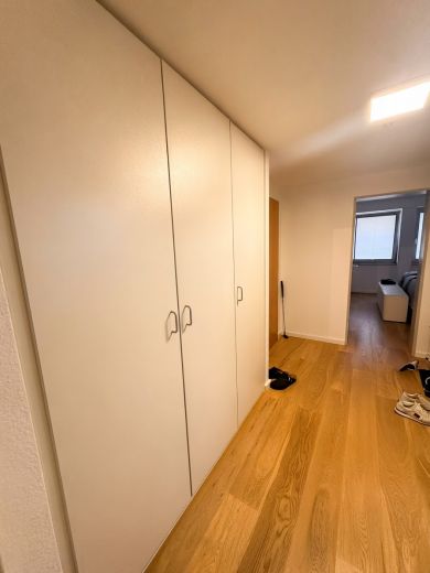 Oberkassel: 2-Zimmmer- Wohnung mit Stellplatz