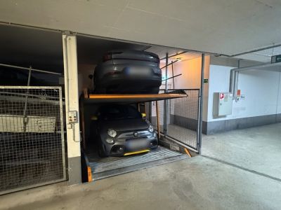 Oberkassel: 2-Zimmmer- Wohnung mit Stellplatz
