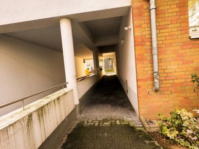 Oberkassel: 2-Zimmmer- Wohnung mit Stellplatz