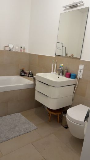 2,5-Zimmer Neubauwohnung in Neuhausen