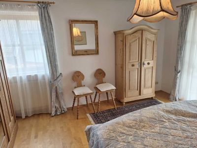 M&ouml;blierte Doppelhaush&auml;lfte in Stephanskirchen