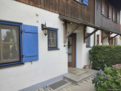 M&ouml;blierte Doppelhaush&auml;lfte in Stephanskirchen