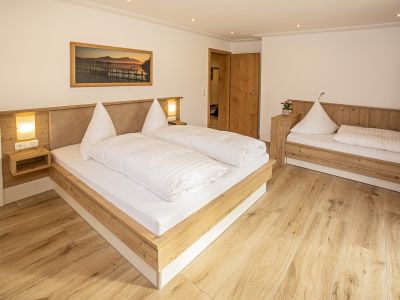 m&ouml;blierte 3-Zimmer-Wohnung mit Terrasse auf Zeit
