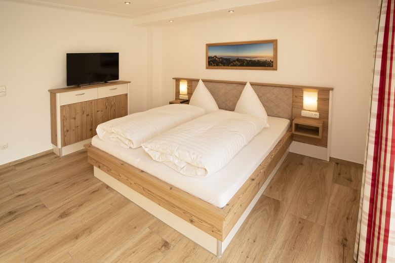m&ouml;blierte 3-Zimmer-Wohnung mit Terrasse auf Zeit