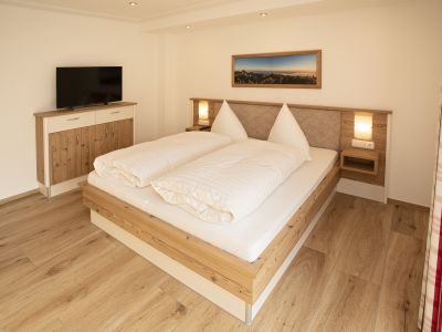 m&ouml;blierte 3-Zimmer-Wohnung mit Terrasse auf Zeit