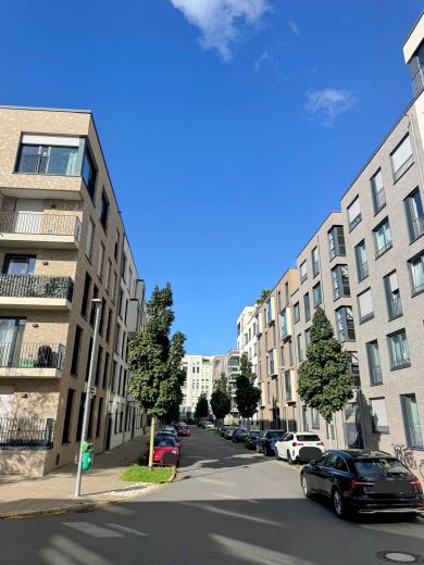 Modernes Wohnen mit gro&szlig;z&uuml;gigem Balkon und Tiefgaragenstellplatz. Barrierefrei
