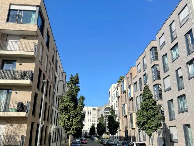 Modernes Wohnen mit gro&szlig;z&uuml;gigem Balkon und Tiefgaragenstellplatz. Barrierefrei