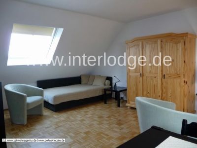 INTERLODGE K&ouml;ln: Gem&uuml;tliche und komplett m&ouml;blierte Dachgescho&szlig;wohnung
