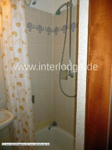 INTERLODGE K&ouml;ln: Gem&uuml;tliche und komplett m&ouml;blierte Dachgescho&szlig;wohnung