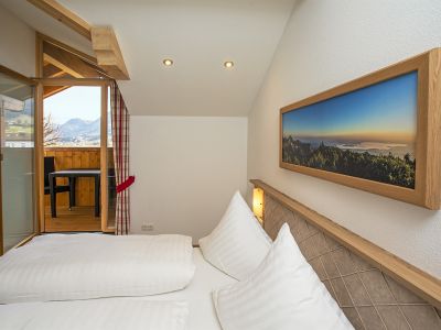 Wohnen auf Zeit mit Wohlf&uuml;hlgarantie und Bergblick