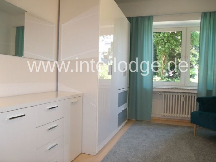 INTERLODGE Modern m&ouml;blierte Wohnung mit Balkon in Essen-Huttrop