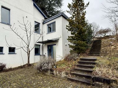 Teilm&ouml;bliertes SINGLE-Wohnen in ruhiger Aussichtslage Bruchsals - auch l&auml;ngerfristig (bis 3 Jahre)