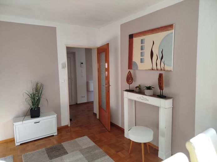 M&ouml;bliertes Einfamilienhaus mit Garten Pauschalmiete mtl. 1490 EUR