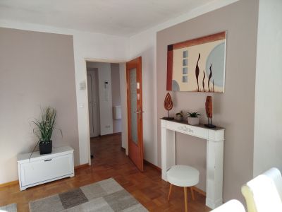 M&ouml;bliertes Einfamilienhaus mit Garten Pauschalmiete mtl. 1490 EUR