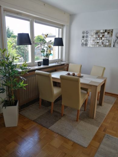 M&ouml;bliertes Einfamilienhaus mit Garten Pauschalmiete mtl. 1490 EUR