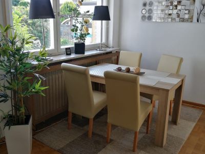 M&ouml;bliertes Einfamilienhaus mit Garten Pauschalmiete mtl. 1490 EUR