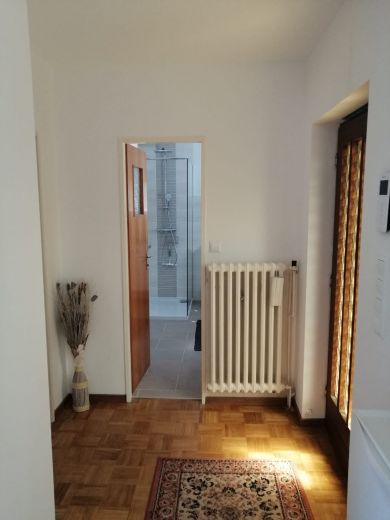 M&ouml;bliertes Einfamilienhaus mit Garten Pauschalmiete mtl. 1490 EUR