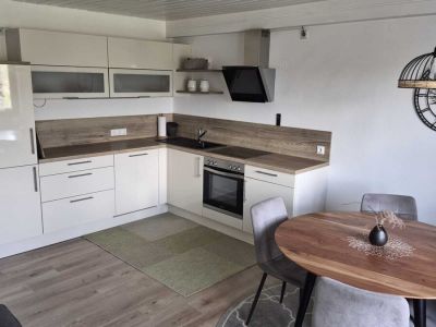 M&ouml;blierte 3-Zimmer-Wohnung mit Balkon in Viechtach