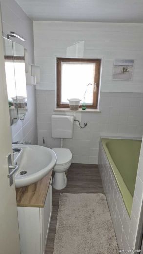 M&ouml;blierte 3-Zimmer-Wohnung mit Balkon in Viechtach