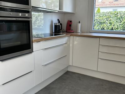 Sch&ouml;ne Doppelhaush&auml;lfte mit Garten