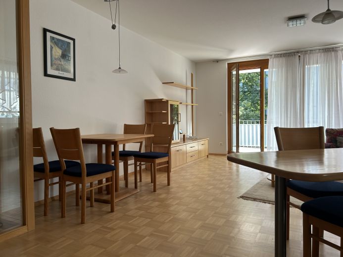 G&ouml;ppingen City-Lage, m&ouml;blierte 3-Zimmer-Wohnung mit Balkon, Aufzug und Stellplatz