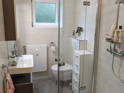 M&ouml;blierte 2-Zimmer-Wohnung in Baldham &ndash; Wohnen auf Zeit f&uuml;r 1&ndash;3 Jahre