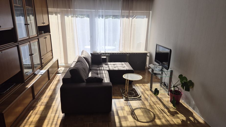 M&ouml;blierter Bungalow in Frankfurt-Berkersheim &ndash; Ideal f&uuml;r Business & Wohnen auf Zeit (All-Inclusive)