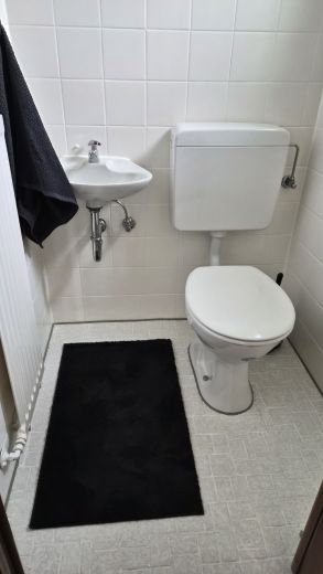 M&ouml;blierter Bungalow in Frankfurt-Berkersheim &ndash; Ideal f&uuml;r Business & Wohnen auf Zeit (All-Inclusive)