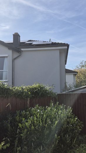 M&ouml;blierter Bungalow in Frankfurt-Berkersheim &ndash; Ideal f&uuml;r Business & Wohnen auf Zeit (All-Inclusive)