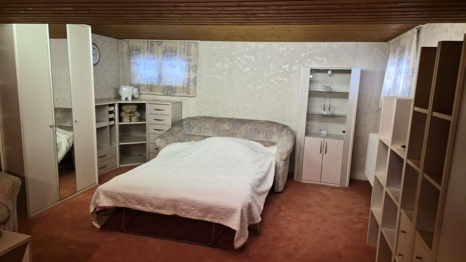 M&ouml;blierter Bungalow in Frankfurt-Berkersheim &ndash; Ideal f&uuml;r Business & Wohnen auf Zeit (All-Inclusive)